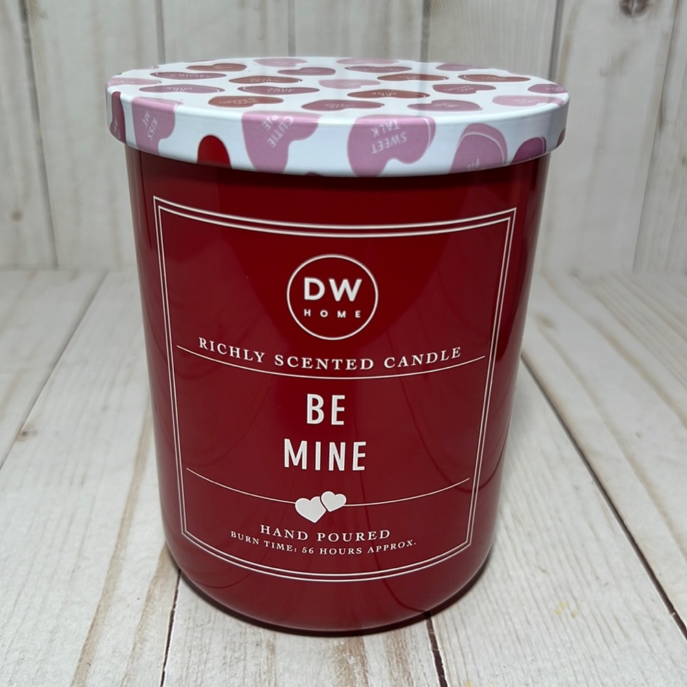 SOLD! DW Home ‘BE MINE’ Candle